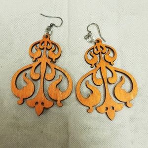 Boho wooden chandelier shaped earrings